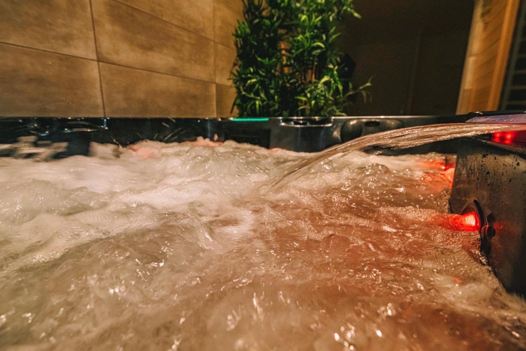 Spa Appartement O Temps Suspendu Reims Centre Sauna Et Jacuzzi Buitenkant foto